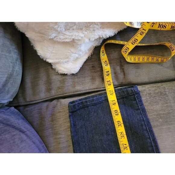 New Be by Hailey Jeans - Picture 5 of 5